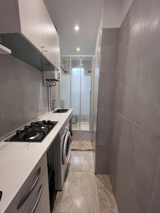 Apartamento Studio A Deux Pas De Paris Levallois-Perret Exterior foto