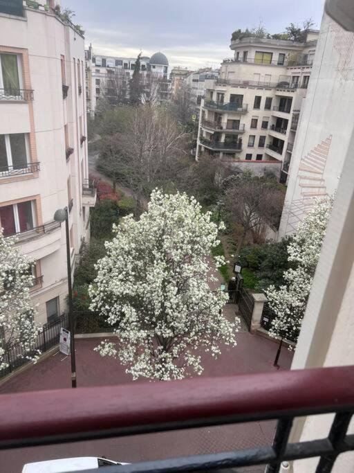 Apartamento Studio A Deux Pas De Paris Levallois-Perret Exterior foto